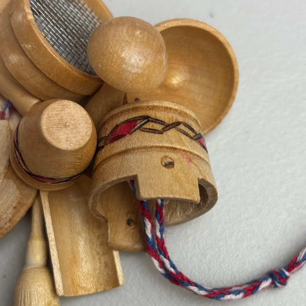 Vintage Wooden Slovenia Souvenir Keychain  / Ornament